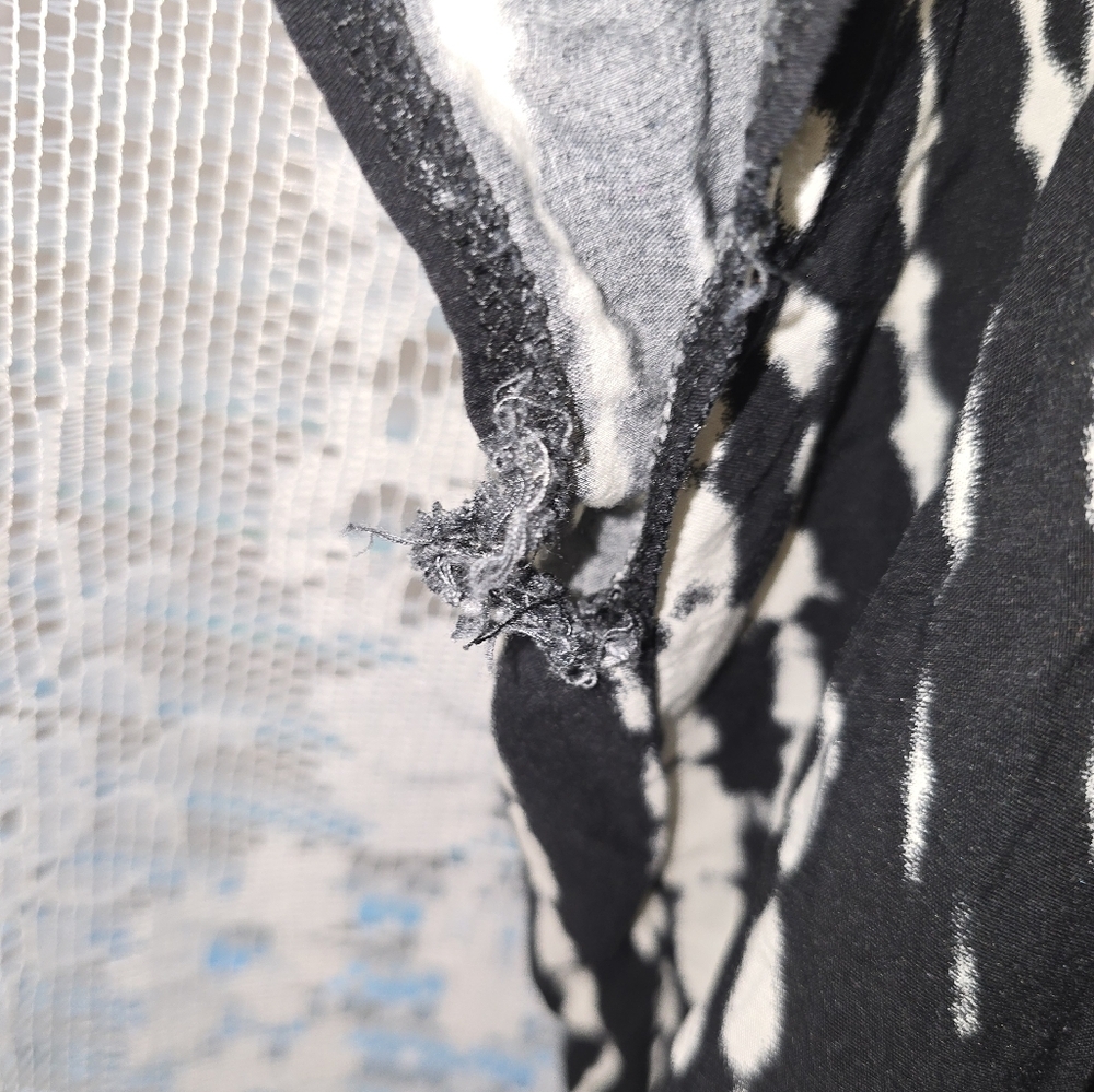 Boho Swimsuit Coverup, Black And White Tie Dye Kimono, One Size - Picture 5 of 6